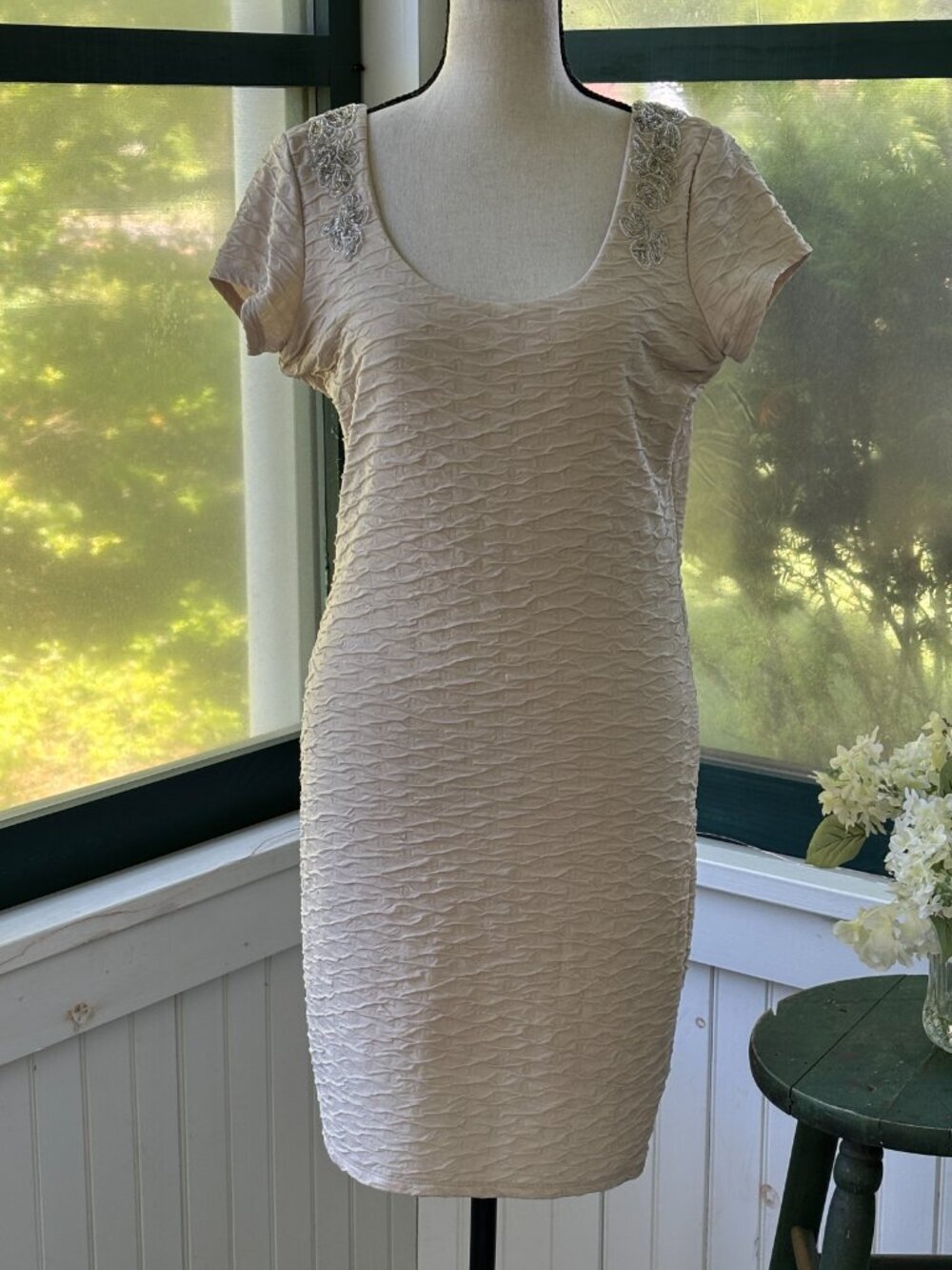Free People Beaded Open Back Dress Blush Ivory Size Medium Like New - Picture 2 of 6